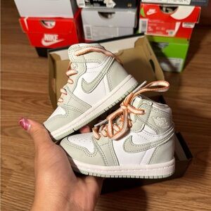 Nike Kids High-Top Sneakers - seafoam